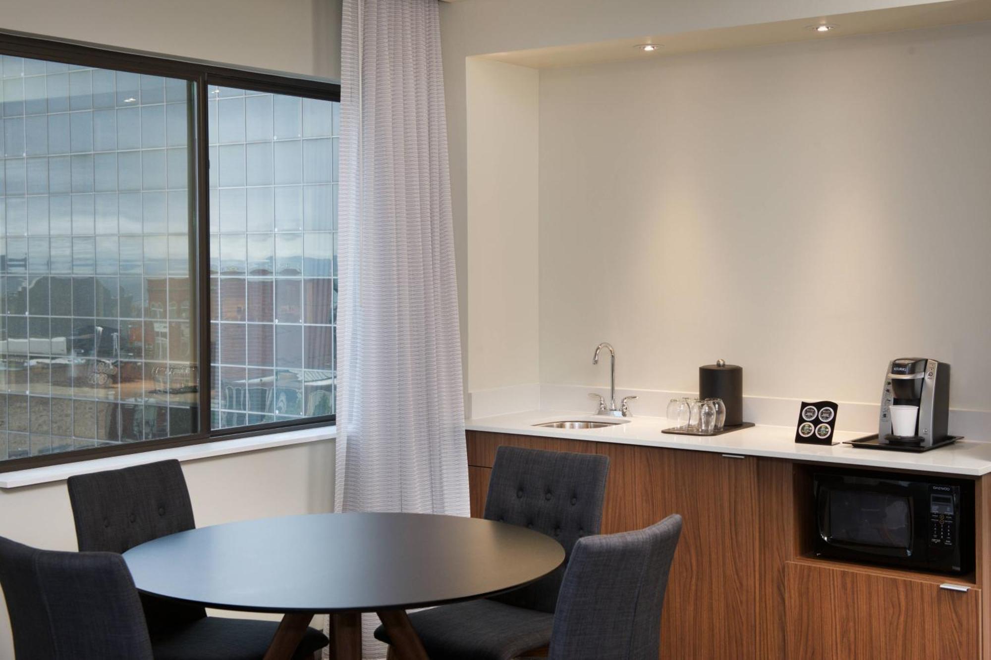 Hotel Courtyard By Marriott Seattle Downtown 3*